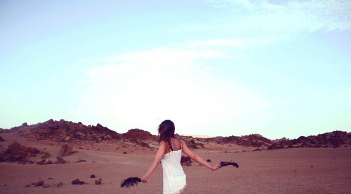 Cómo encontrar las gafas de sol perfectas para la forma de tu rostro