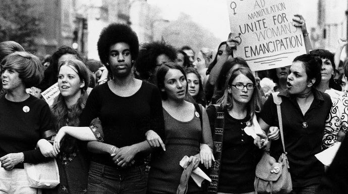 ¿Fue exitosa la segunda ola del feminismo? Análisis de sus logros y desafíos