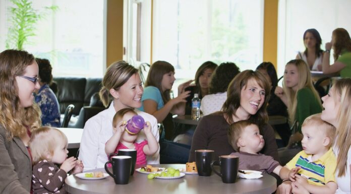 Should Being a Good Mother Be the Top Priority of Feminism?