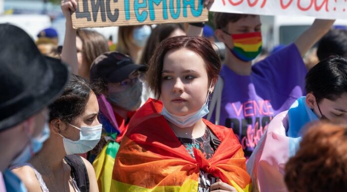 Why Feminism Is Considered a Left-Wing Issue: The Political Divide