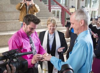 Alabama Begins Issuing Marriage Licenses to Same-Sex Couples