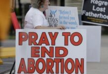 Appeals Court Upholds Law That Shutters Texas Abortion Clinics