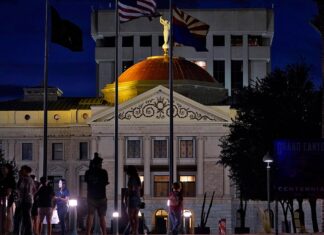 New Arizona Law Bans State Funding for Planned Parenthood Services