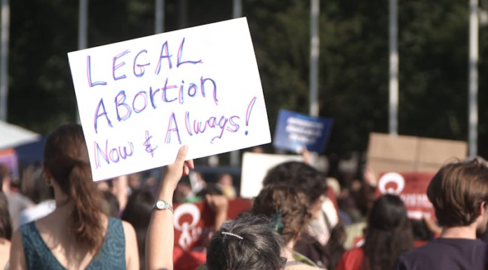 APA Considers Official Opposition to Anti-Gay Counseling Practices