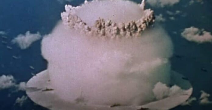 Mating-Habits-Of-The-Earthbound-Human-1-900x468