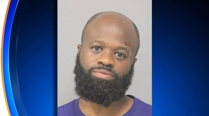 Long Island Police Accused of Forcing Women to Strip During Arrests