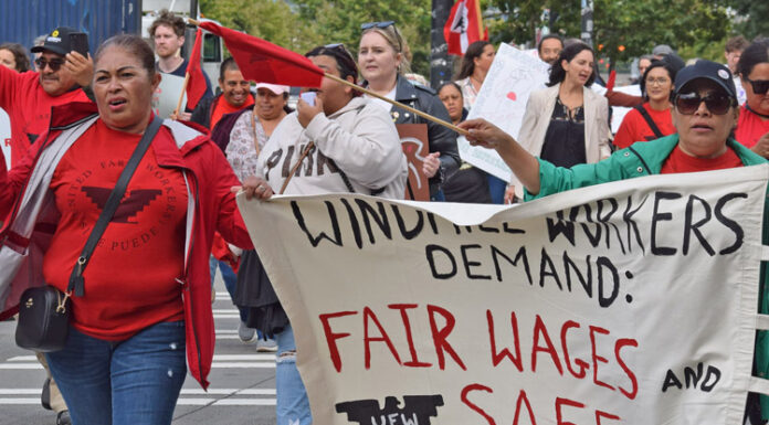 Farm Workers Rally in Washington State for Labor Rights