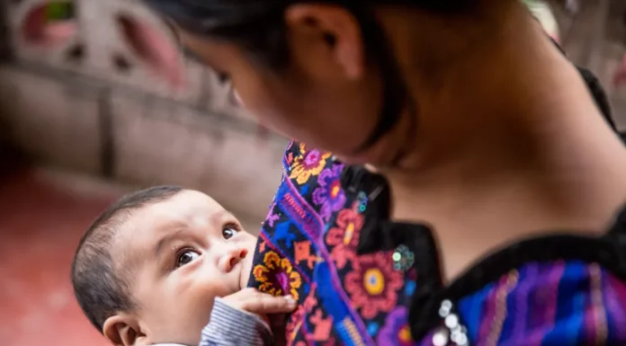 Doctors Urge Employers to Support Breastfeeding Mothers in the Workplace