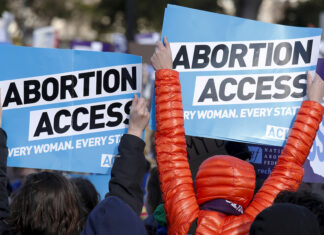 Virginia Abortion Clinics Renew Licenses Amid Regulatory Controversy
