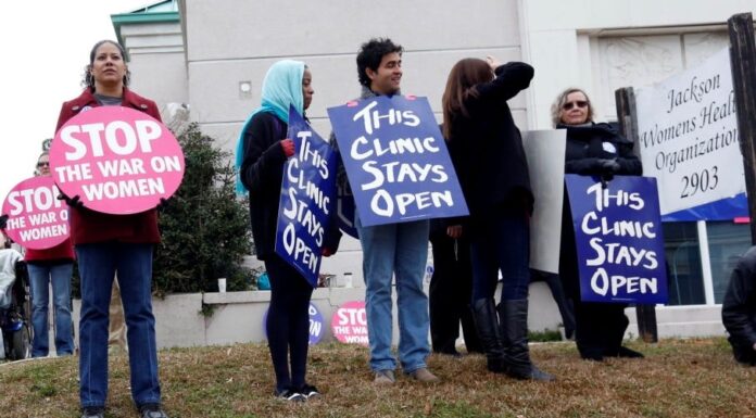 Judge Temporarily Blocks Mississippi’s Last Abortion Clinic from Closing
