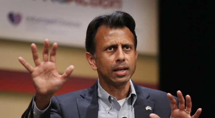 Jindal Appeals Ruling That Preserved Planned Parenthood Medicaid Funding