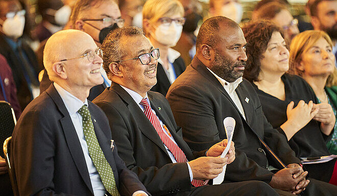 U.S. Global Health Aid Faces Ongoing Political Battles