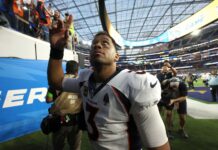 NFL’s Russell Wilson Urges Fans to #PassThePeace to Domestic Violence Survivors