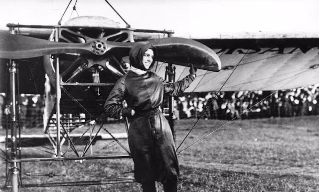 August 1 1911 – Harriet Quimby Becomes First Licensed Woman Pilot in U.S. History
