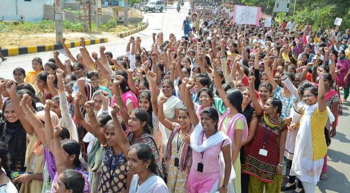 Indian Women Rally for Gender Quotas in Parliament
