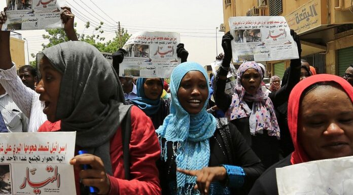 Sudan High Court Temporarily Lifts Work Ban on Women