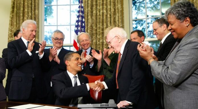 Obama Extends Federal Benefits to Same-Sex Partners of Employees