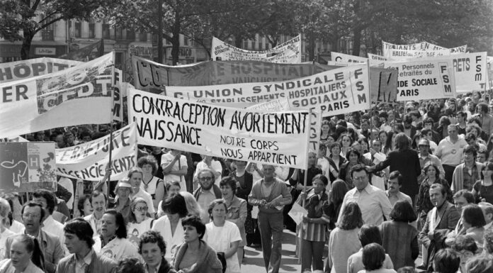 Quand a été créé le mouvement féministe ? Origines et grandes figures