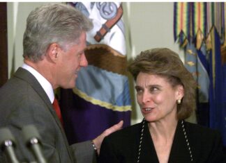 Democrats Declare Victory for Gregoire After Final Washington Recount