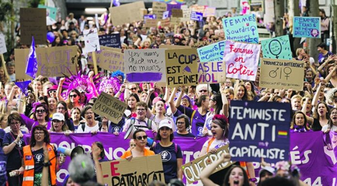 Comment appelle‑t‑on les premières féministes ? Terme et contexte