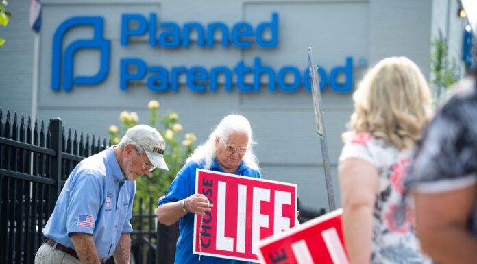 Missouri’s Last Abortion Clinic Granted Injunction to Stay Open—for Now