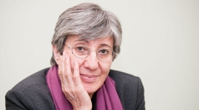 Sima Samar Urges Inclusion of Afghan Women in Taliban Peace Negotiations