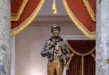 Amelia Earhart Statue to Be Installed at U.S. Capitol