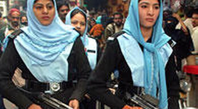Pakistani Province Considers Enacting Taliban-Like Restrictions on Women