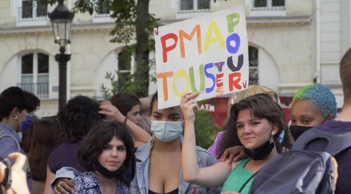 France Approves IVF for Single Women and Same-Sex Couples