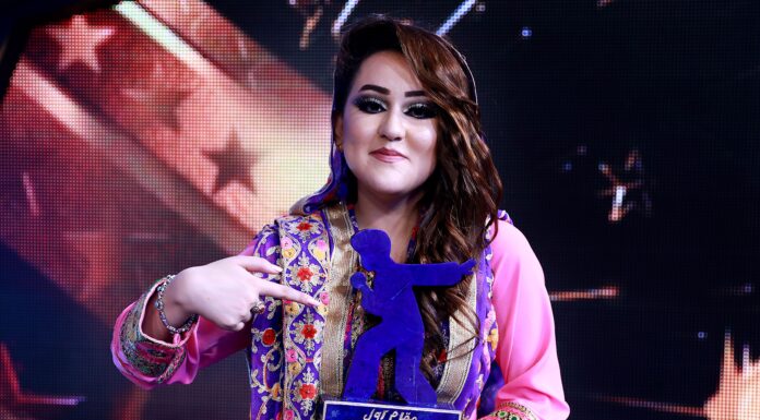Afghan Woman Makes History by Winning National Singing Competition