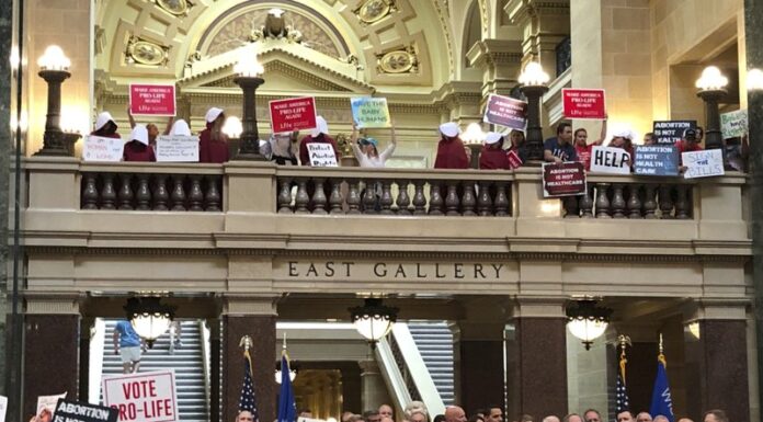 Wisconsin Governor Signs Abortion Waiting Period Into Law