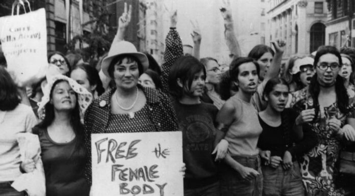 Science et féminisme : comment le mouvement a‑t‑il transformé les savoirs ?