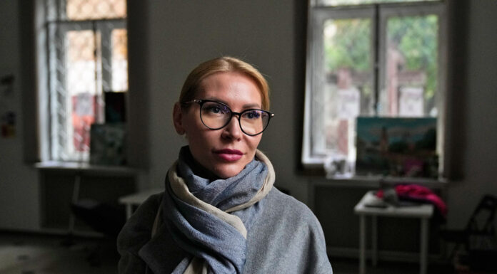 Russian Politicians Target Female Voters Ahead of Elections