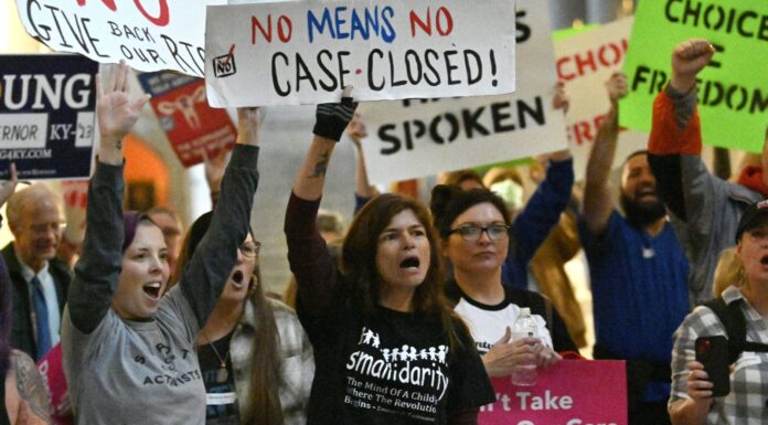 Anti-Abortion Extremists Target Kentucky’s Last Remaining Clinic