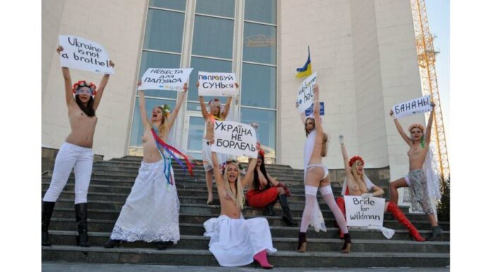 Quel groupe féministe ukrainien manifeste seins nus ? Focus sur FEMEN et au-delà