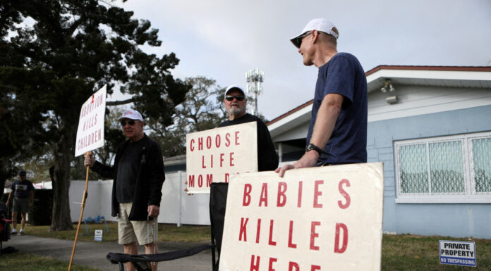 Florida Lawmakers Introduce Bill to Fully Repeal Abortion Rights