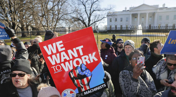 U.S. Government Shutdown Hits 32 Days Devastating Federal Workers