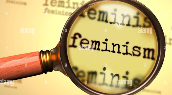 Que veut dire le féminisme en anglais ? Traduction et nuances