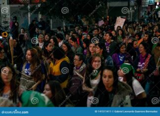 Bogotá Women Celebrate Empowerment with ‘Night Without Men’