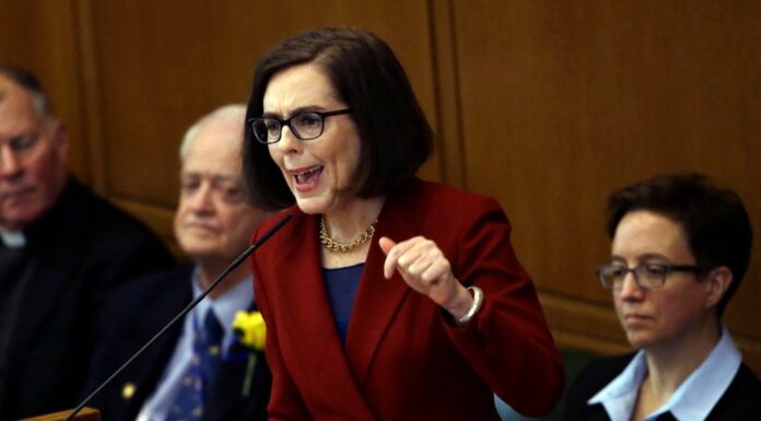 Oregon Legislature Passes Stronger Gun Control Law