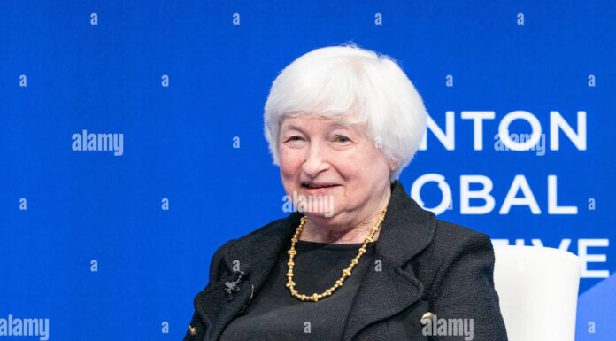 Clinton Set to Appoint Janet Yellen as Chair of Council of Economic Advisors