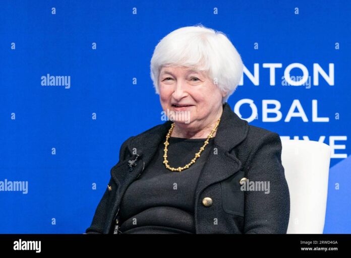 hillary-rodham-clinton-in-conversation-with-janet-yellen-us-secretary-of-the-treasury-at-clinton-global-initiative-summit-at-hilton-midtown-hotel-in-new-york-2RWD4GA