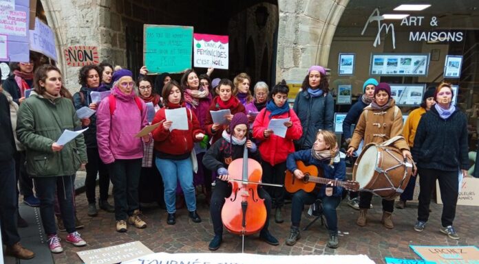 Dans nos chants : comment la chorale féministe redéfinit l’hymne à l’égalité