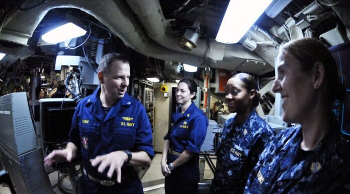 Women to Serve on U.S. Navy Submarines for the First Time