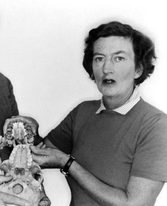 Celebrated Archaeologist and Paleoanthropologist Mary Leakey Dies at 83