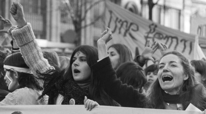 Anarcho‑féminisme historique : quand la Fédération marie lutte ouvrière et égalité