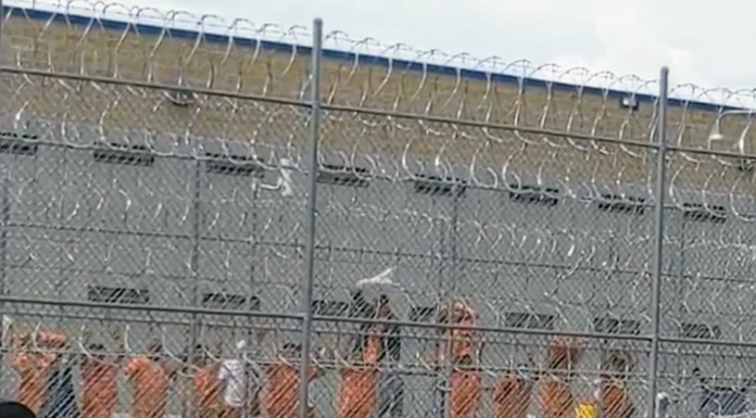 Over 700 Women Reportedly Lost in ICE Detention Human Rights Groups Say