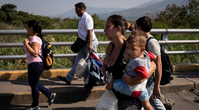 Over Four Million Venezuelans Flee Country Amid Escalating Crisis