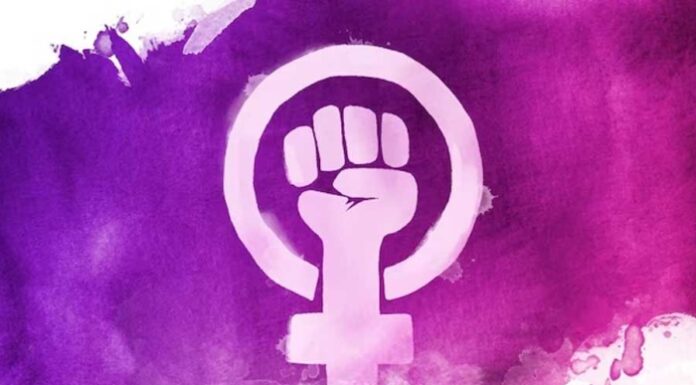 ¿Por qué el morado es el color del feminismo? Tradición lucha y resistencia