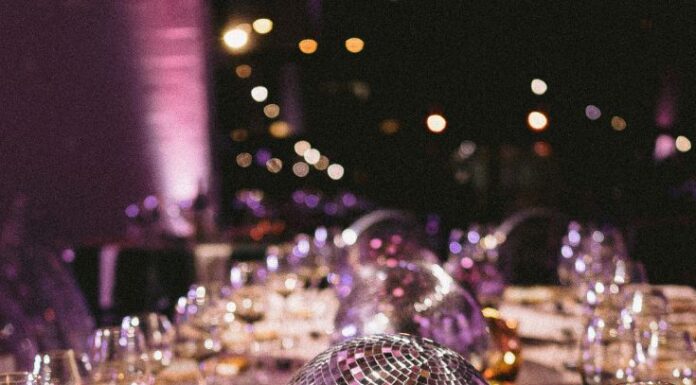 Groovy Glam: 70’s Style Glasses for Women Making a Comeback